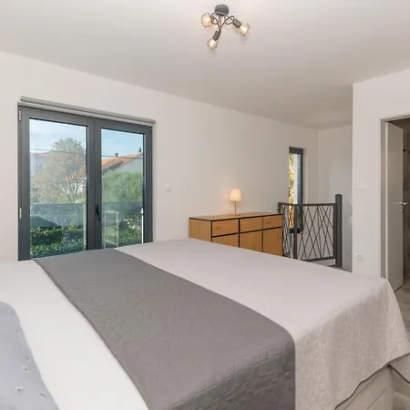 Maja By Interhome * Donji Proložac